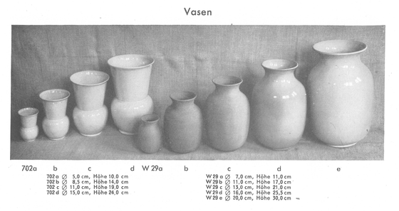 Form 707024 - Vase 702D