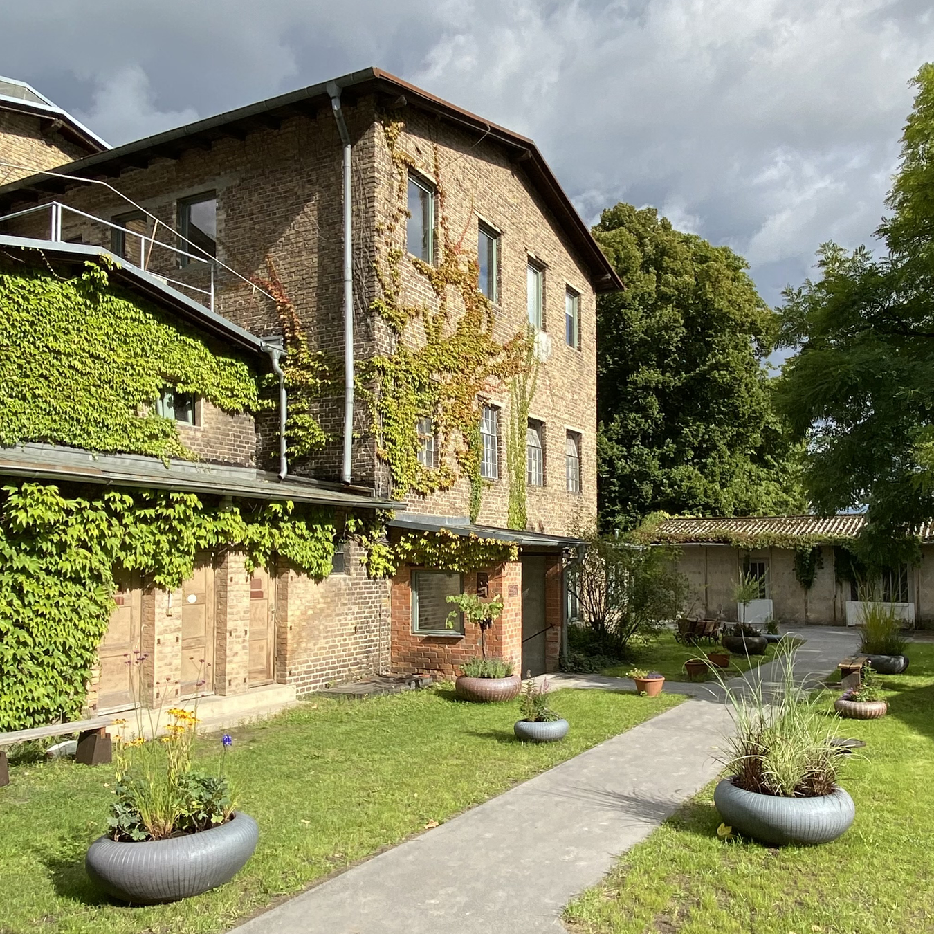 Form 700075 - Pflanzschale Dynamo mittel 1950B